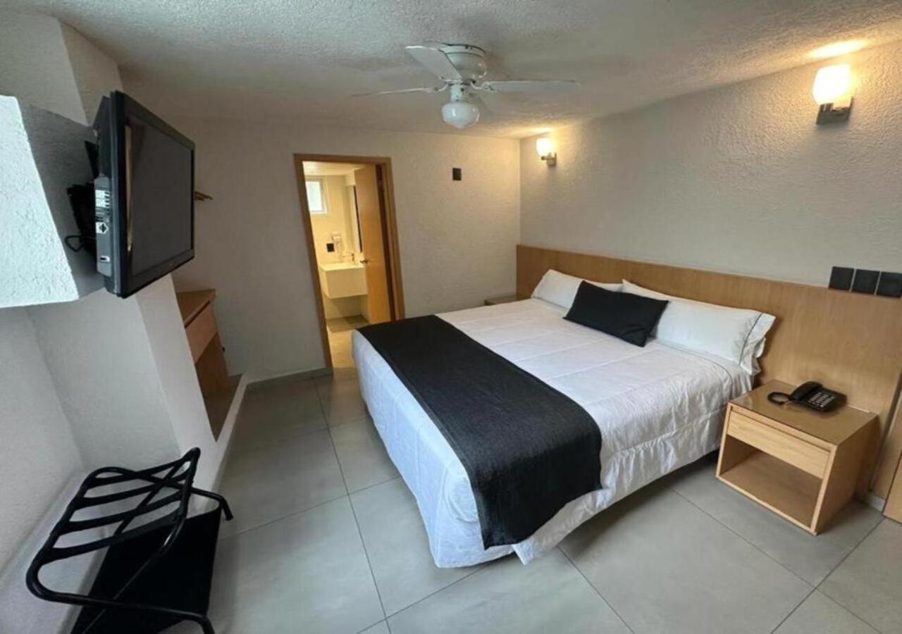 Hotel Emperador centro Guadalajara y Remodelado Bagian luar foto
